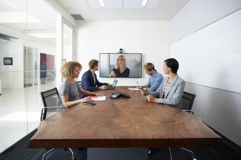 What to Consider Before Choosing a Videoconferencing System