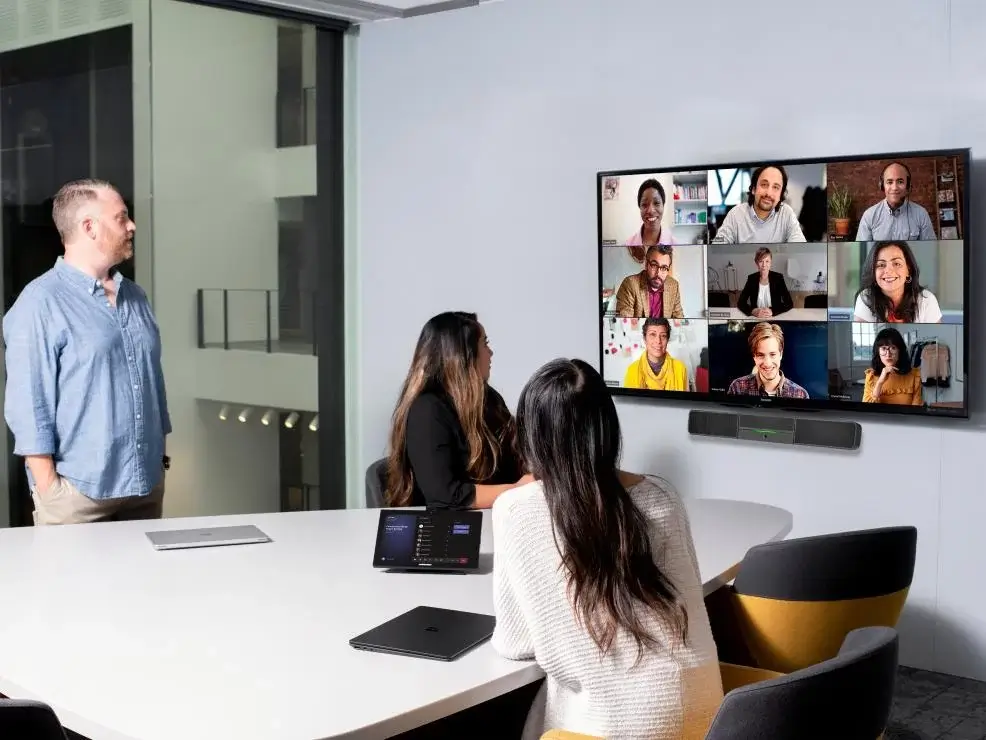 How Technology Has Changed the Modern Workplace blog post image